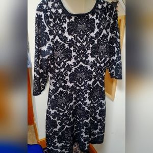 Liz Claiborne Knit Sweater dress with lace pattern. Size Medium black